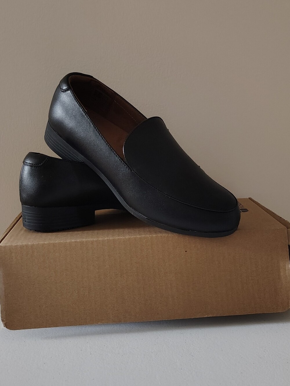Shoes For Crews Riley Black Wide Work Loafers Women’s 11 Slip Resistant NWT